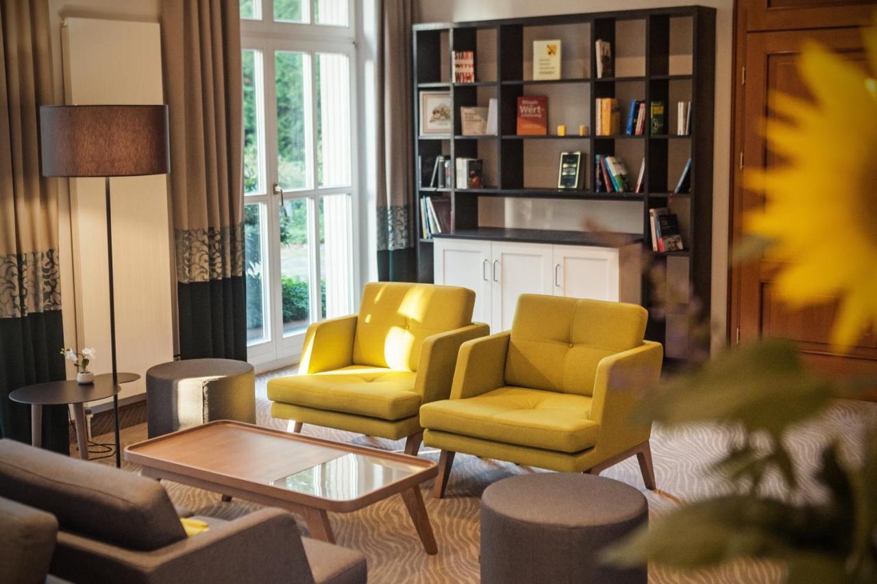 Landgut Stemmen Hotel ภายนอก รูปภาพ