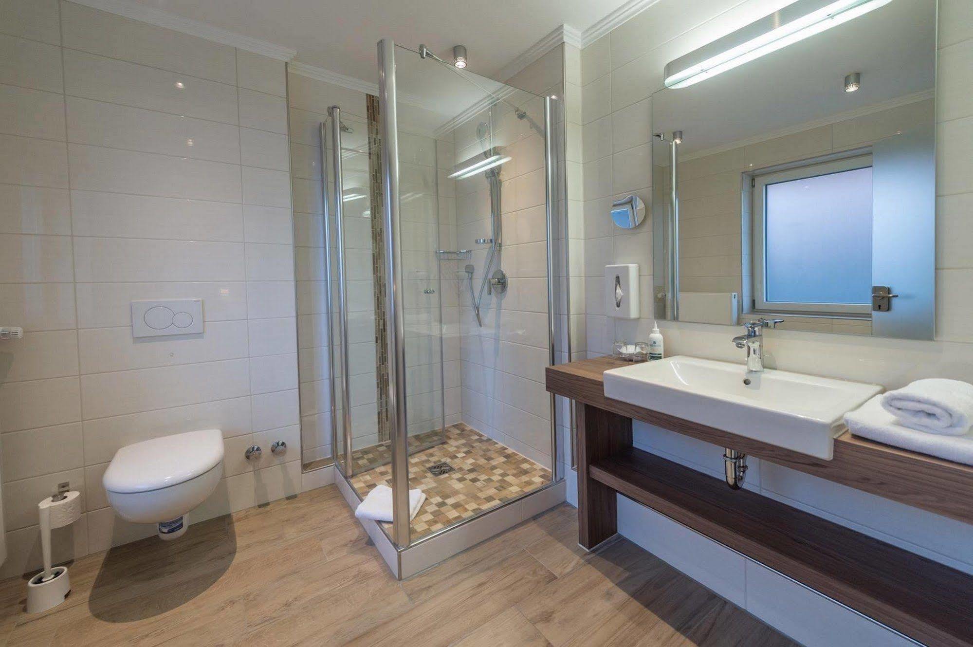 Landgut Stemmen Hotel ภายนอก รูปภาพ